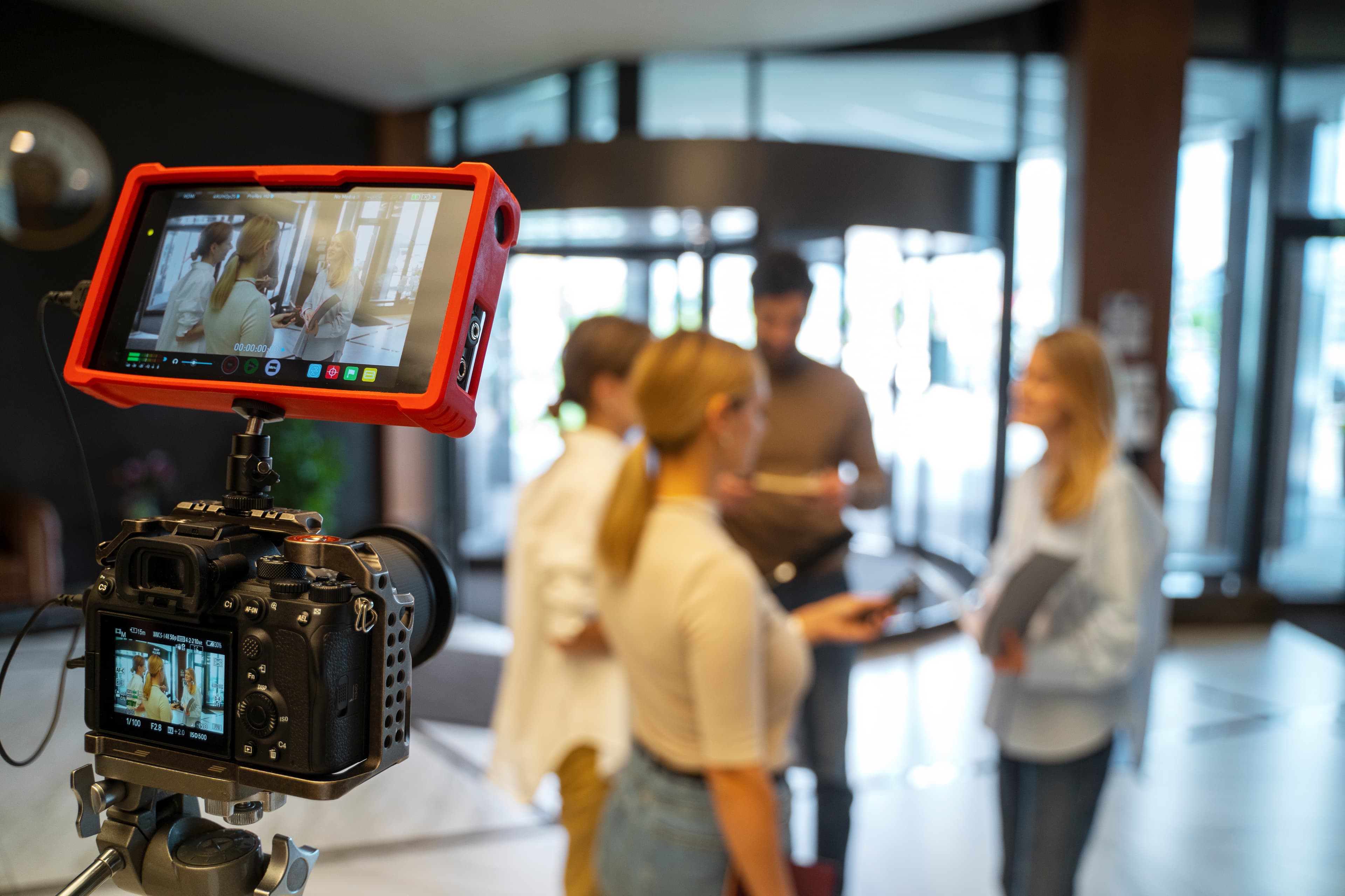Camera Tracking for Hybrid Classroom